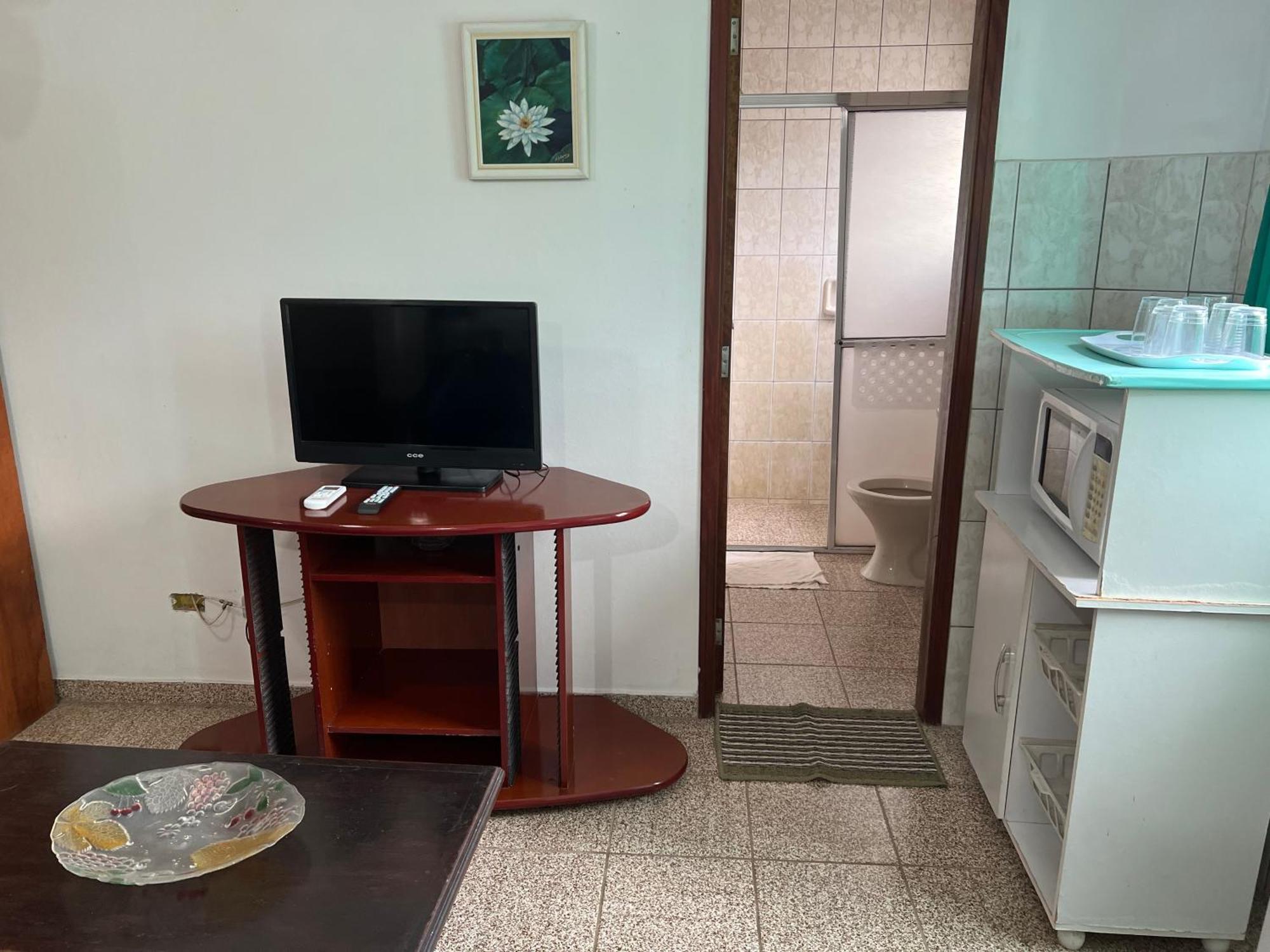 Aptos Familia Com Ar Condicionado Ubatuba Praia Pereque Acu Экстерьер фото