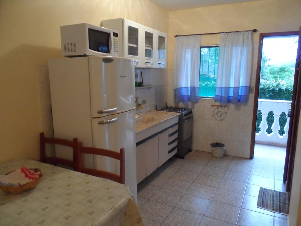Aptos Familia Com Ar Condicionado Ubatuba Praia Pereque Acu Экстерьер фото